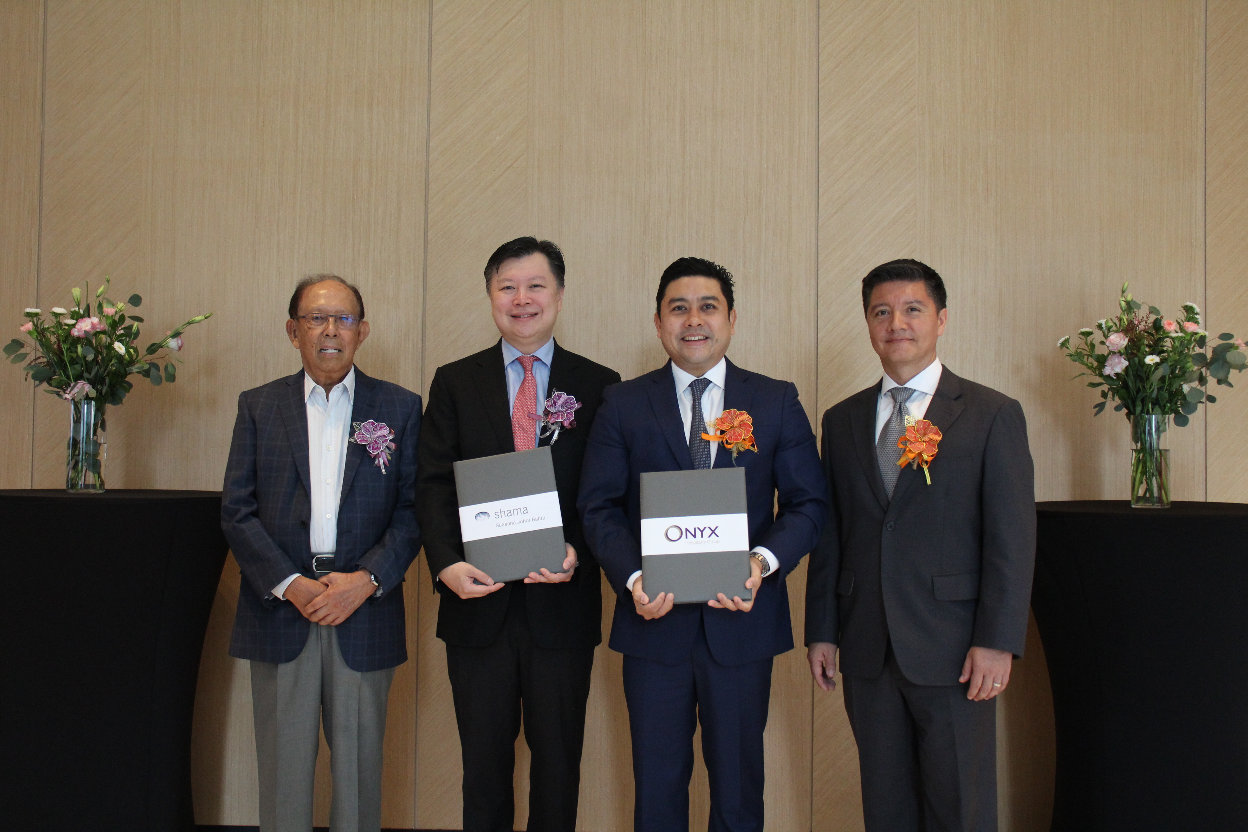 From Left to Right: Mr. Tun Musa Hitam, Chairman Emeritus of UMLand Bhd., Mr. Dennis Ng Yew Khim, Group Managing Director of UMLand Bhd., Mr. Yuthachai Charanachitta, CEO of ONYX Hospitality Group, Mr. Harold Olaya Leon, SVP. Head of Operations of ONYX Hospitality Group