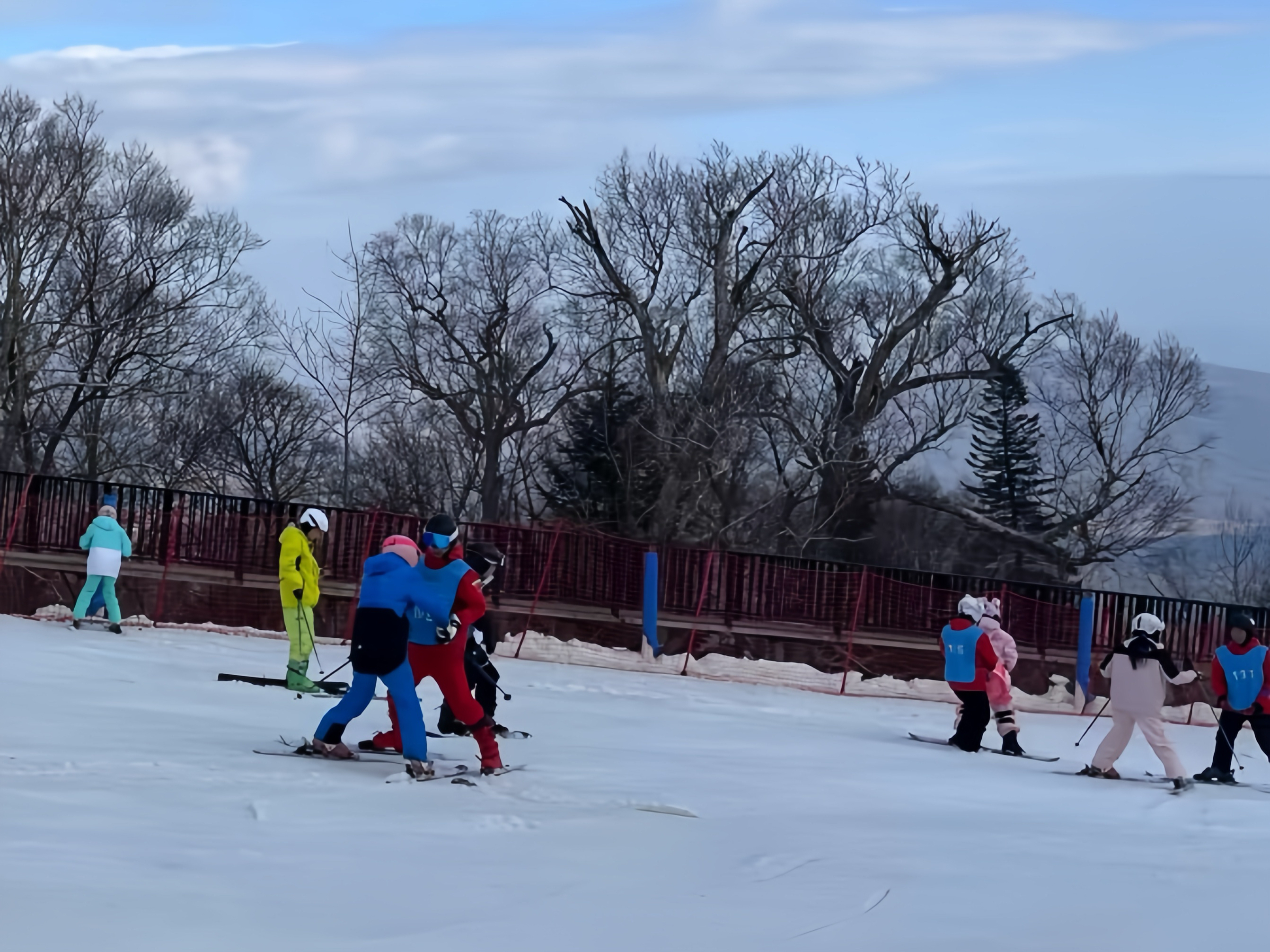 Tourists are skiing in Yabuli Ski Resort in Harbin city.