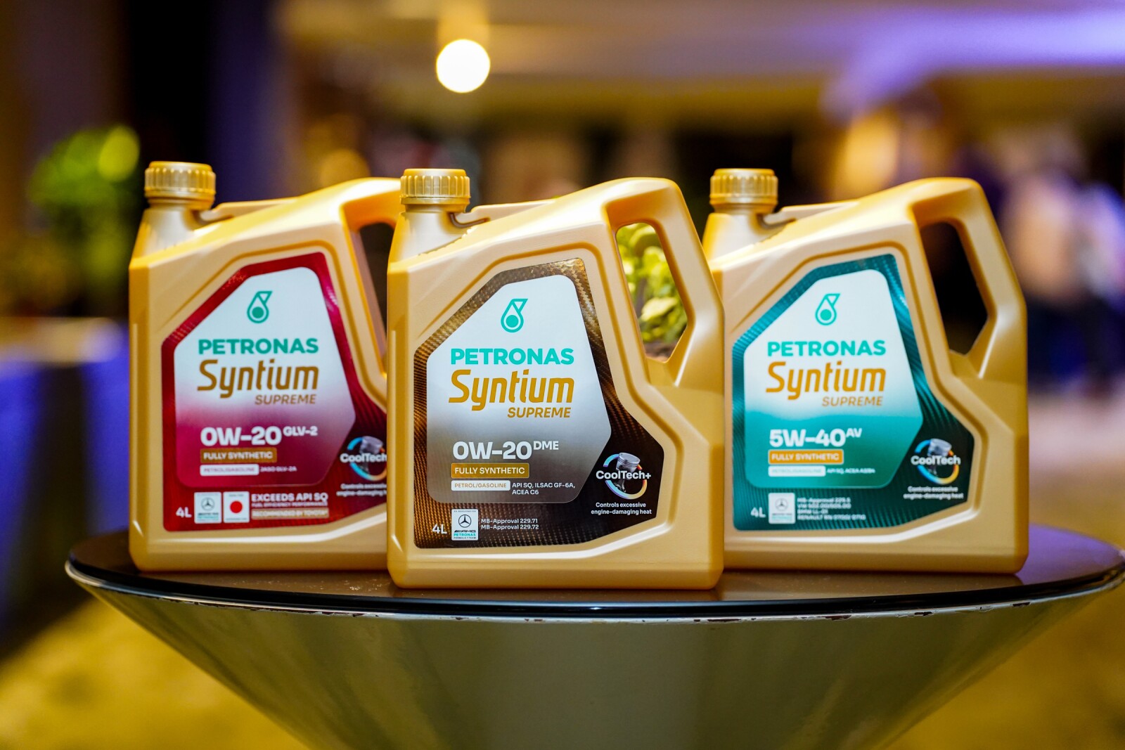 PETRONAS Syntium Supreme, formulated with CoolTech+™ technology to enhance engine protection and fuel efficiency for high-performance driving.