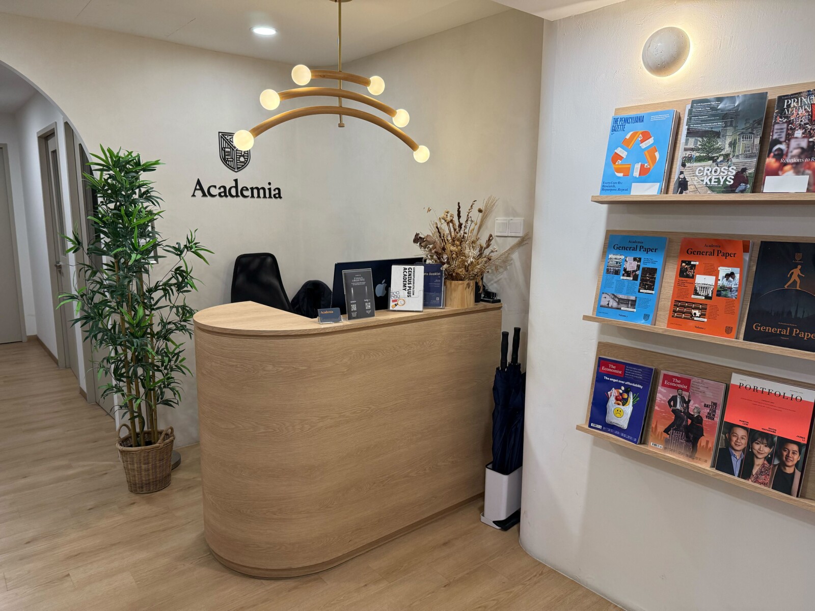 Academia Education reception counter